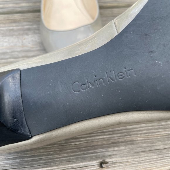 Calvin Klein Women Heel Pump DARA Ladies Patent Le - Picture 12 of 12